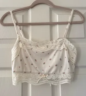 Coquette Dainty Cream Lace Trim Mini Floral Rosette Bow Cami Tank thumbnail 1