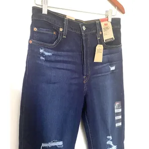 Levis Ribcage Straight Ankle Jean High Rise Slim Hip Denim Sculpting Sz 29 x 27 thumbnail 8