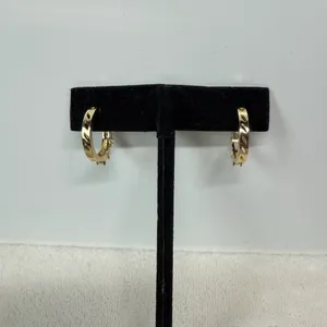 Florentine Huggie Hoop Earrings Gold thumbnail 7