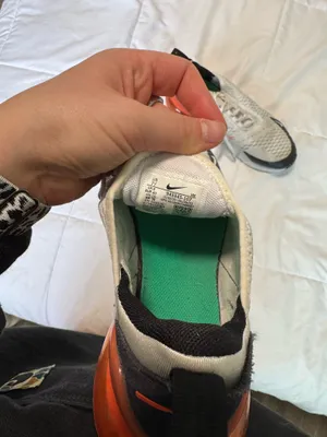 Nike Sneakers thumbnail 6