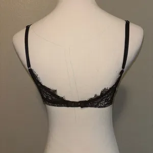 Victoria’s Secret Bralette thumbnail 3
