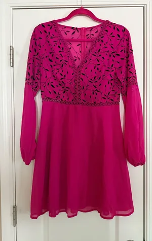 Dress thumbnail 1
