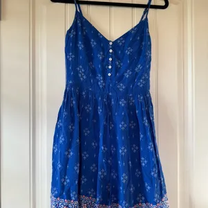Abercrombie Fitch Blue White Geometric Print Smocked Back Sundress M‎ thumbnail 4