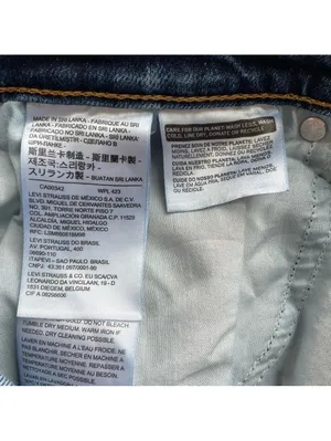 Levi’s Wedgie Straight Jeans 28 x 28 Distressed Dark Wash Denim Cotton Casual thumbnail 6