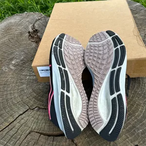 Nike Air Zoom Pegasus 38 women sneakers shoes size 8 thumbnail 7