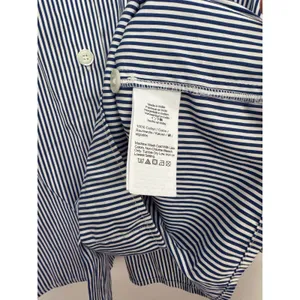 Madewell Straight-Hem Button Up Cropped Shirt in Blue / White Stripe Size Large thumbnail 8
