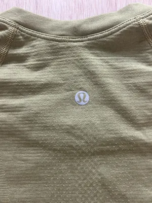 lululemon athletica swiftly tech size 4 -like new thumbnail 5
