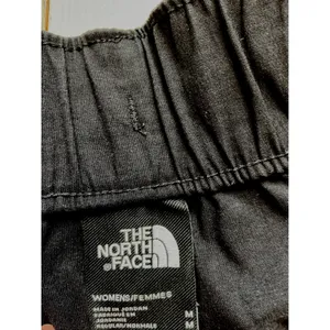 The North Face Aphrodite 2.0 Motion Shorts Black Womens Medium Hiking Athletic thumbnail 4