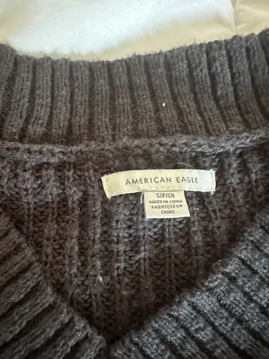 American Eagle Outfitters Black Sweater thumbnail 3