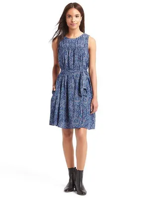 GAP Blue Paisley Shirred Swing Dress Tie Waist Pockets Size M thumbnail 3