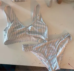 Hollister Swim thumbnail 1