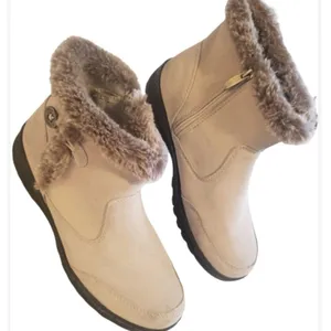 Khumbu faux fur lined leather boot( sticker still on. New ! thumbnail 8