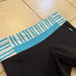 Lululemon Women’s Retro Fast Track 4” Athletic Biker Shorts Size 8 Blue White thumbnail 2