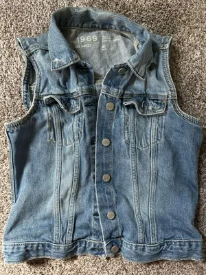 Gap Denim Vest Women’s thumbnail 1