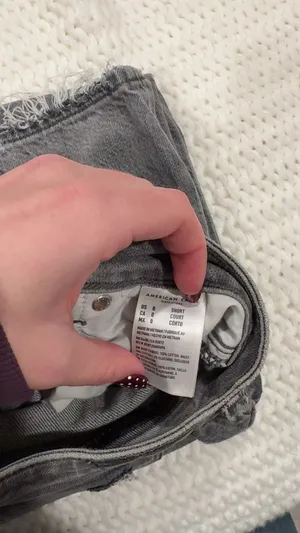 American Eagle Jeans thumbnail 4