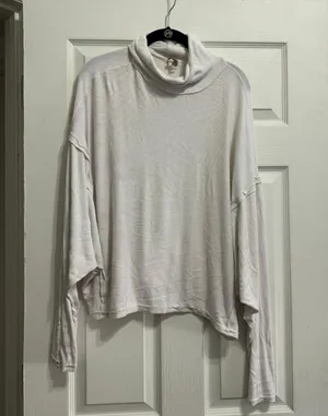 Free People EUC  Slouchy Ribbed Top thumbnail 3