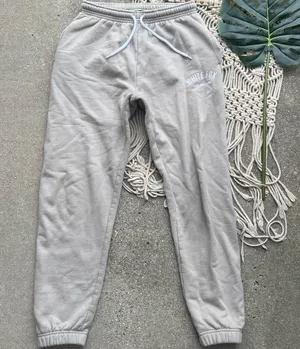 White Fox Set - Sweatshirt Size S/M and Sweatpants Size Small thumbnail 6