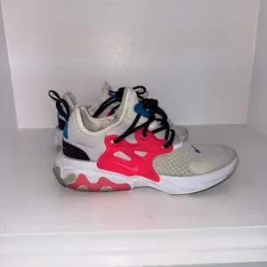 Nike React Presto  thumbnail 4
