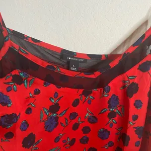 Red Floral Satin Cami Women’s Size Large I love Ronson thumbnail 4