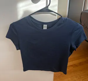 ALO Yoga Navy Cropped Short-Sleeve Crewneck Top thumbnail 7