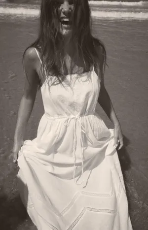 Zara NWT White EMBROIDERED LINEN BLEND DRESS. Size Medium thumbnail 3