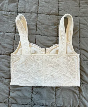 Kimchi Blue Cream Floral Lace Corset Style Top thumbnail 3