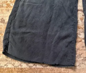 MOTHER The Bingo Fray Cropped Wide Leg in Faded Black Linen Blend thumbnail 4