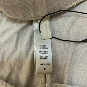 Skims NWT light sage green pajama shorts women’s size XL thumbnail 7