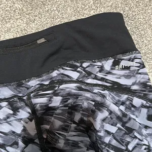 Nike Epic Luxe Patterned Cropped‎ Leggings size M thumbnail 8