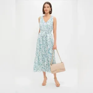 Tuckernuck Jardin De Fleurs Plisse Crinkle Alina Dress Blue Floral Midi NWT thumbnail 3