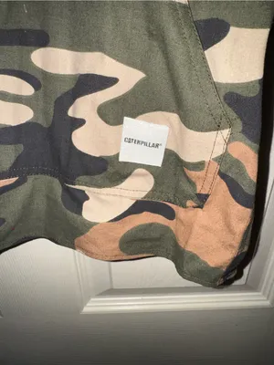 Caterpillar Green Brown Tan Black Camo Shirt thumbnail 2