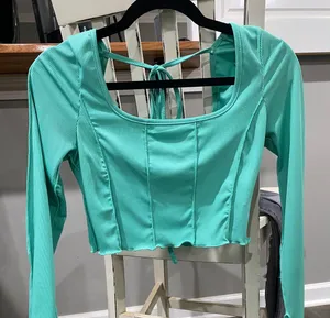 SheIn Cropped Long Sleeve Green Top thumbnail 1