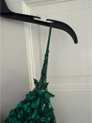 Boutique Green Sequin Prom Dress thumbnail 6