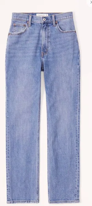 Abercrombie Ultra High Rise Ankle Straight Jean thumbnail 1