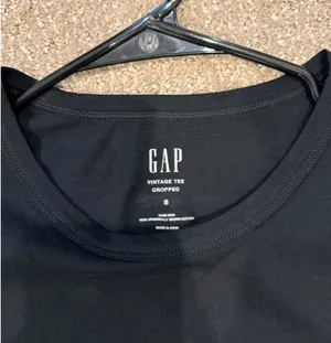 Gap Basic Cropped Tee thumbnail 2