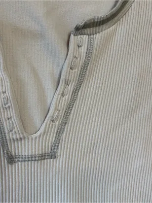 Urban Outfitters Go For Gold Seamless Top Shirt Crop Out From Under Gray‎ XS thumbnail 3
