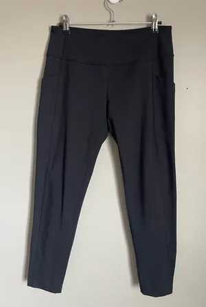 ZELLA | Black Leggings with Side Pockets Sz M thumbnail 1
