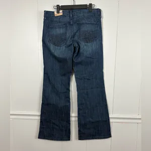 NWOT Old Navy The Diva Low Rise Stretch Denim Blue Flare Trouser Jeans 6 Casual thumbnail 2