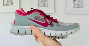 Nike Free Run 5.0 Gray Pink Athletic Shoes Running Sneaker Tennis Shoe 7 thumbnail 1