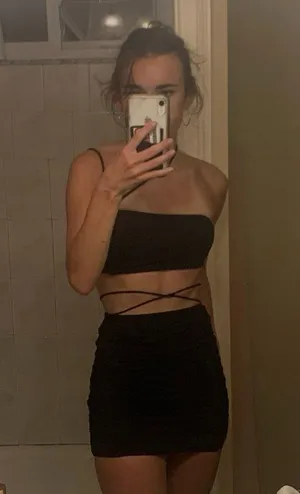 White Fox Boutique Black crop top and skirt set. I’m happy to send more pics! thumbnail 1