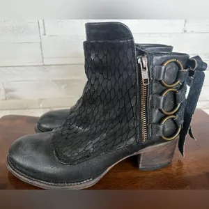 Freebird by Steven CHERI boots in Blue. Size 7 thumbnail 3