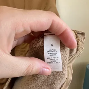NWOT Aerie Crewneck Pocket Sweatshirt thumbnail 7