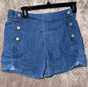 Sofia Jeans by Sofia Vergara Julieta Short Size 0 thumbnail 1