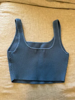 Aritzia Babaton Sculpt Knit Squareneck Cropped Tank thumbnail 3