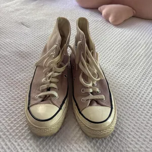 Converse dusty pink chuck taylor’s, worn a few times, bought for $90 (MENS 5, FITS WOMENS 7) thumbnail 2