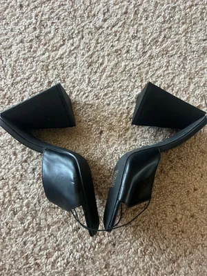 Forever 21 black heels  thumbnail 2