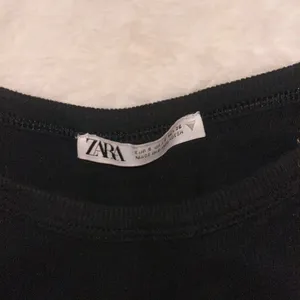 Zara Black Sleeveless Women's Top thumbnail 2