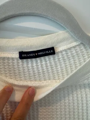 Brandy Melville White Cropped Top thumbnail 4