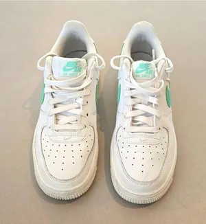 Nike Iconic Air Force 1 Low Woman's Sneakers thumbnail 2