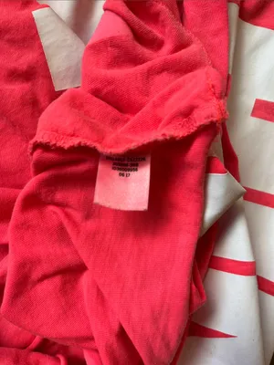 PINK Victoria's Secret Hot Pink Long-Sleeve Logo Crop Tee thumbnail 4